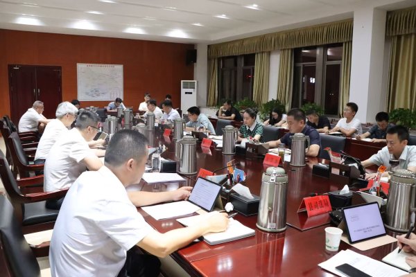 县政府第74次常务会议召开