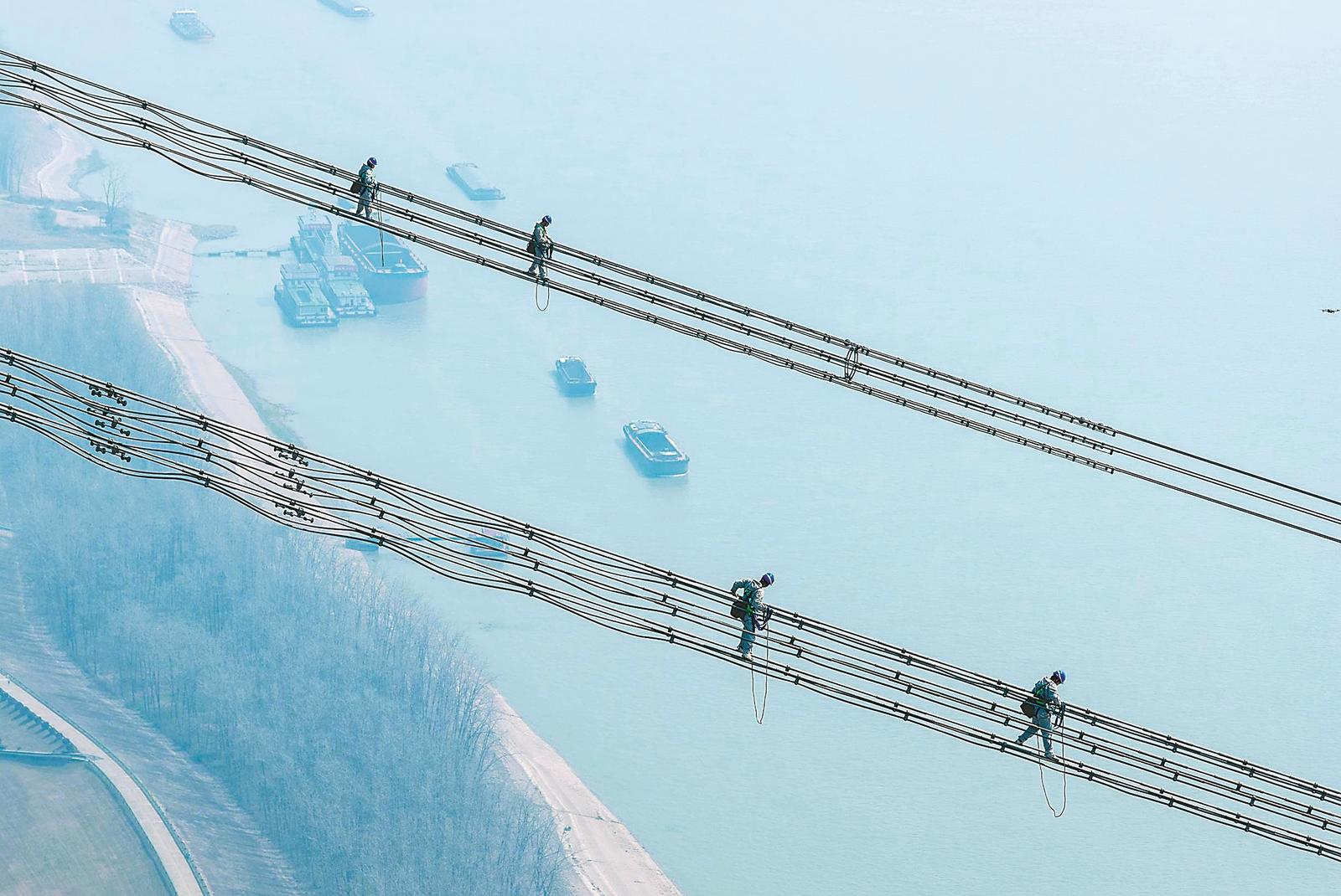 西电东送 “云端”体检