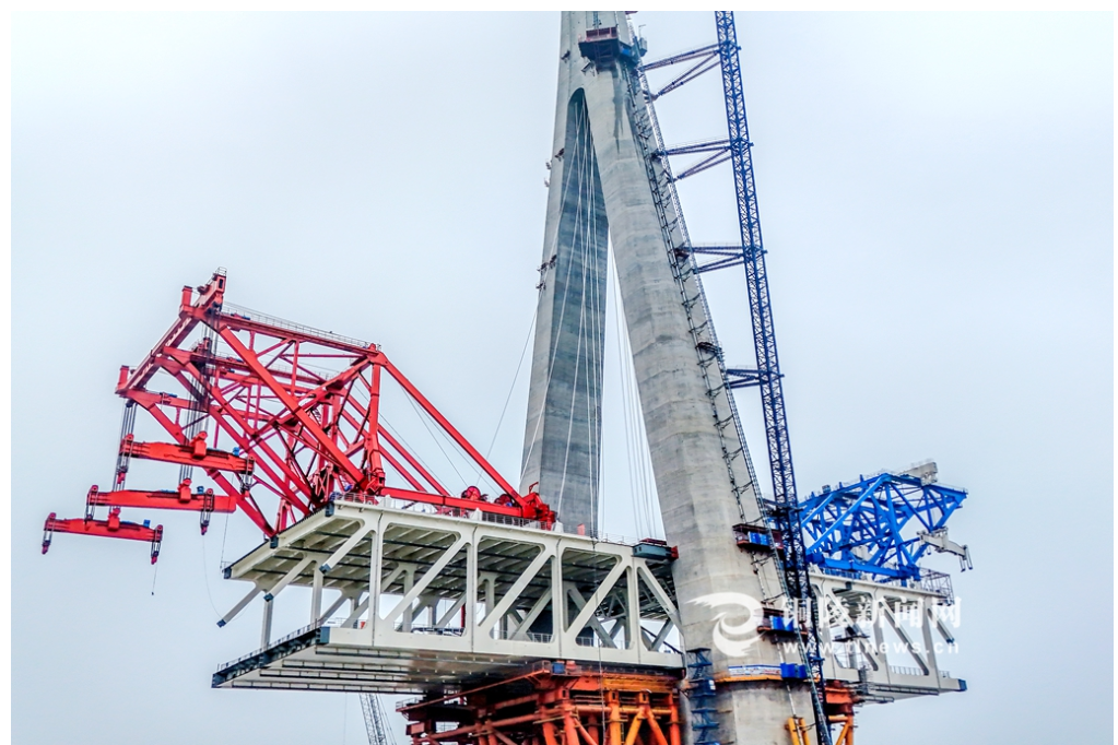 枞阳段公铁大桥进入斜拉索安装新阶段