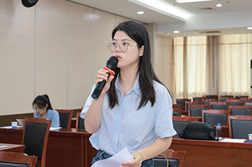 355-236新华社记者.jpg