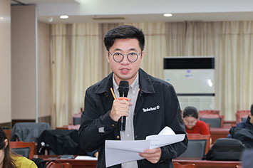 355-236中安在线记者.jpg