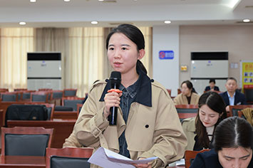 355-236中新社记者.jpg