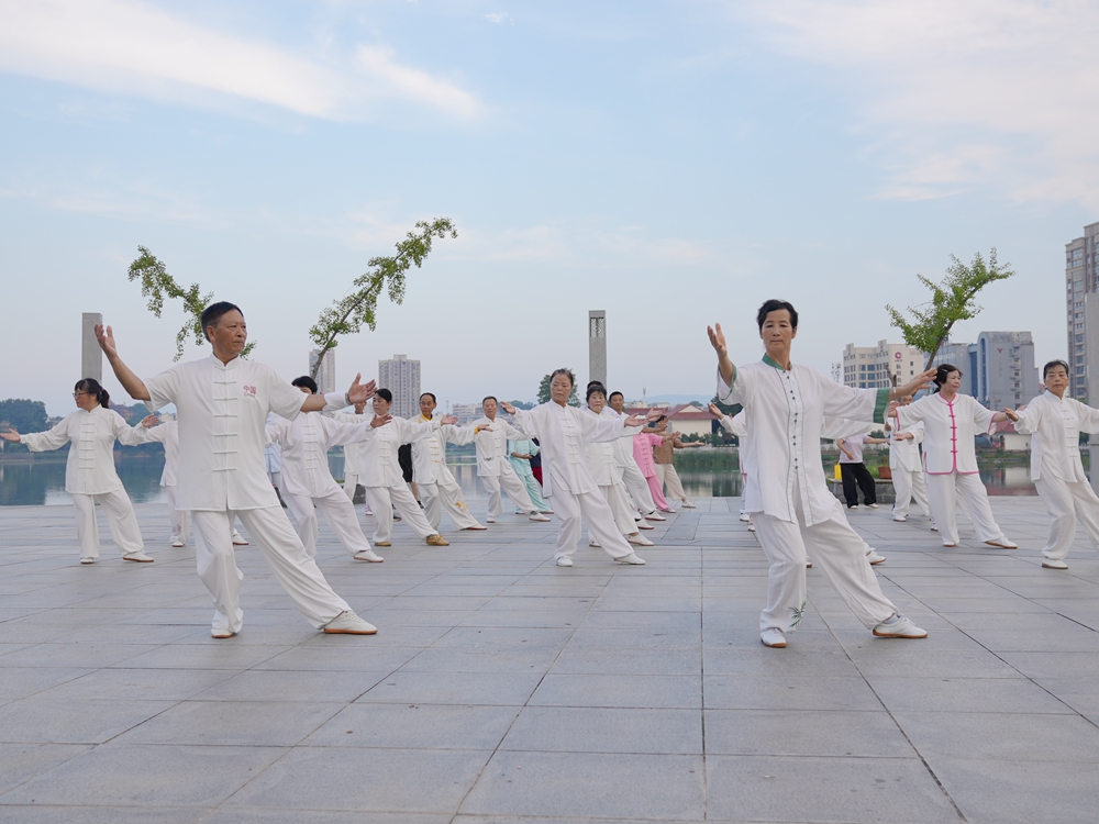 DSC06986_副本.jpg DSC06986_副本.jpg