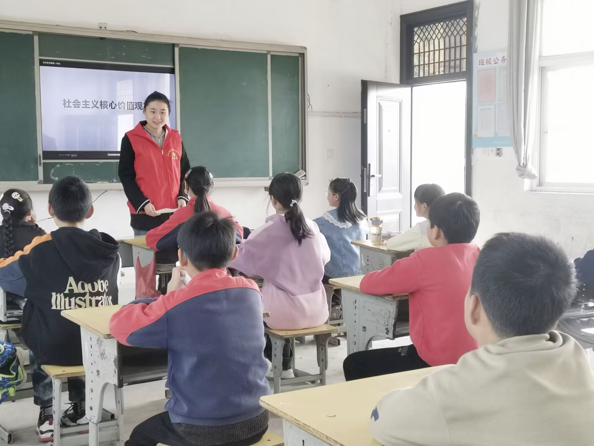 4B1E0DAE86D6875BECE52715F75F5C76.jpg