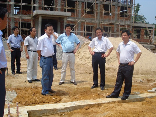 姜奎堂深入县直和乡镇调研