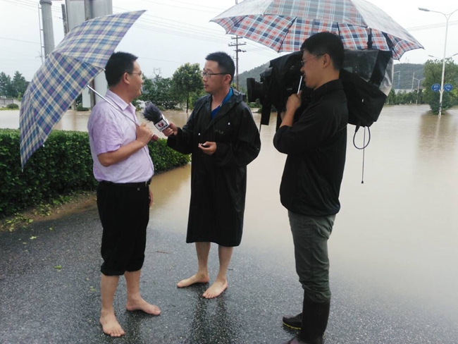 主流媒体持续关注枞阳防汛抗洪