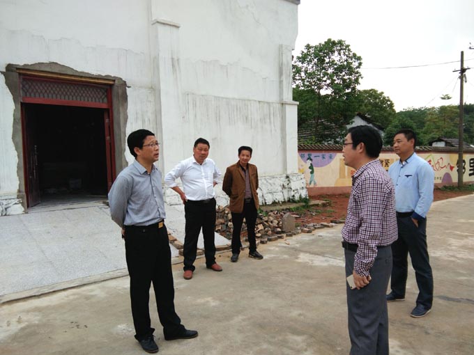 李红兵督查指导2016年度省级中心村中心村建设工作