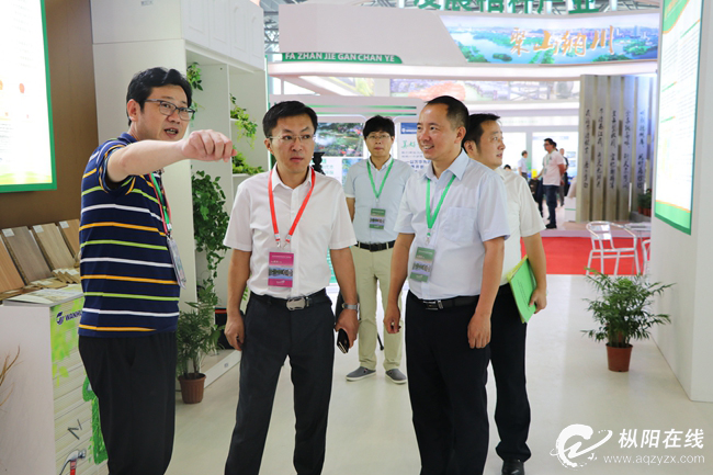 我县秸秆运用下场闪亮退场2018安徽秸秆综合运用财富展览会