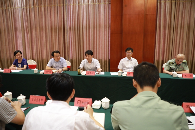 我县召开胡晨先进事迹宣传工作推进会