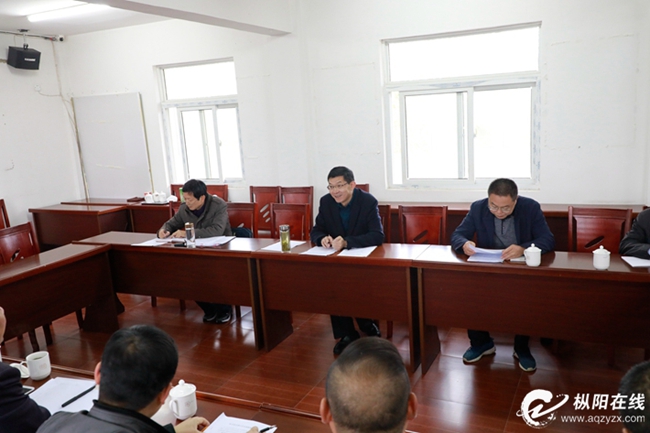 刘亚东到联系点调研软弱涣散村党组织整顿和棚户区改造工作