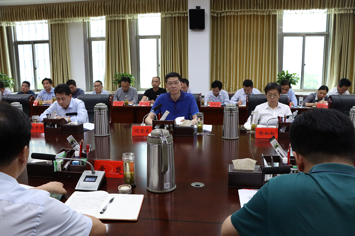 脱贫攻坚工作指挥部会议暨中央脱贫攻坚专项巡视“回头看”整改工作领导小组会议召开