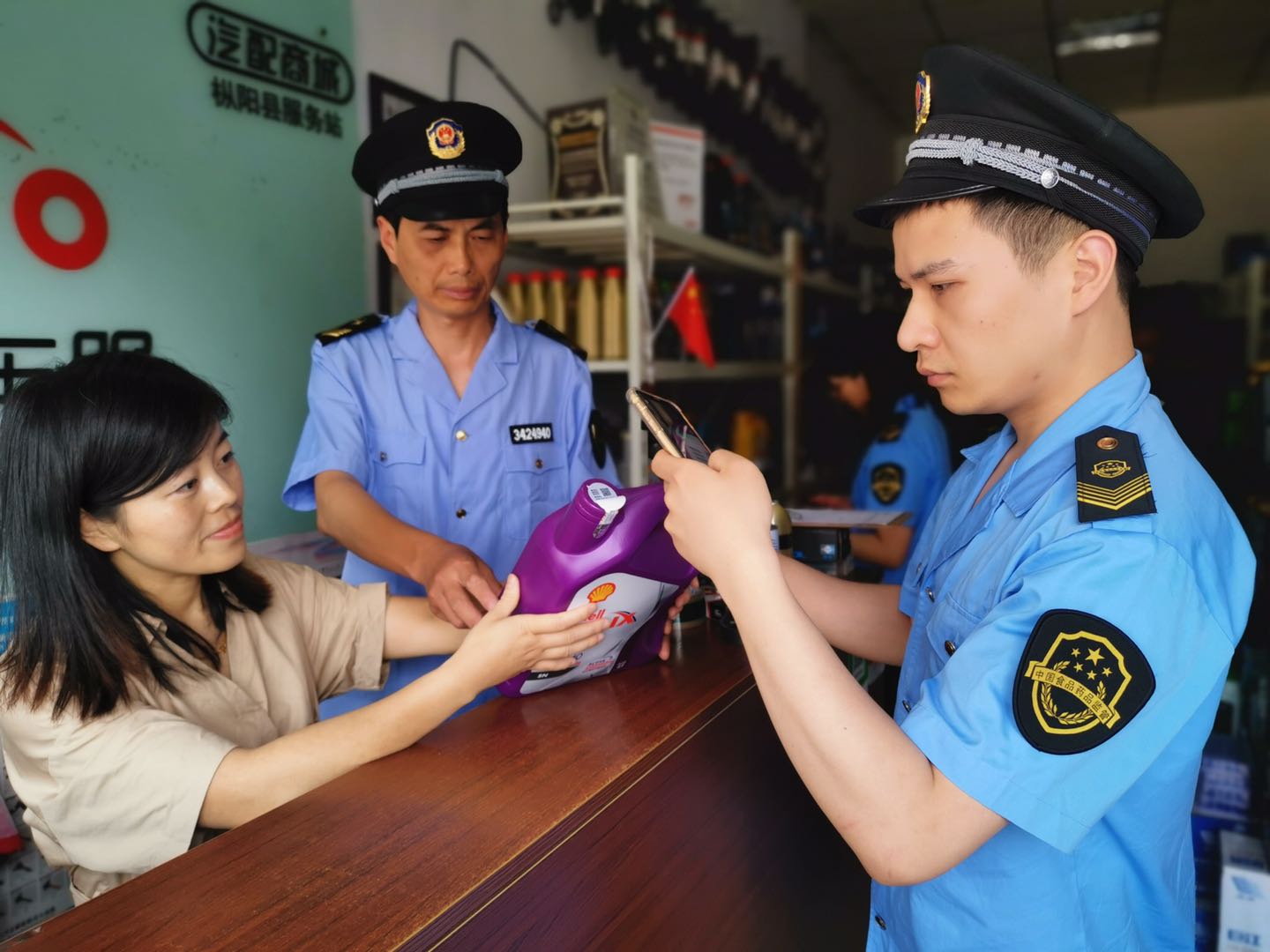 枞阳睁开汽车滑腻油市场魔难