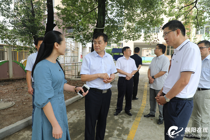 省委编办主任郭本纯一行来我县调研