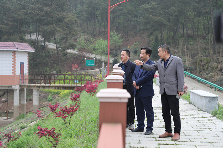 变“河长制”为“河长治” 呵护绿水青山蓝天